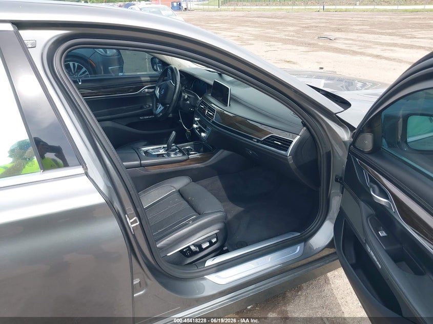 2016 BMW 7er VIN WBA7F0C53GGL99716 IAAI salvage auction — FRONT END, Original (Texas), sold $6,700 on 2026-07-17 (photo 5)