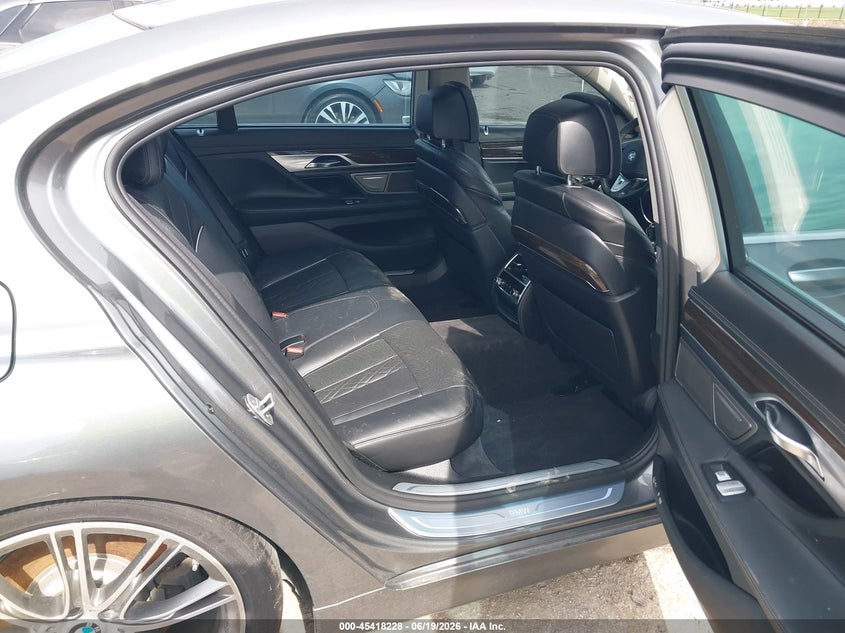 2016 BMW 7er VIN WBA7F0C53GGL99716 IAAI salvage auction — FRONT END, Original (Texas), sold $6,700 on 2026-07-17 (photo 8)