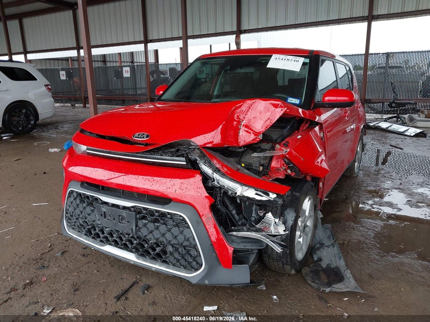 2021 Kia Soul VIN KNDJ23AU5M7775246 IAAI salvage auction — FRONT & REAR, Salvage (Texas), sold $2,200 on 2026-07-14 (photo 2)
