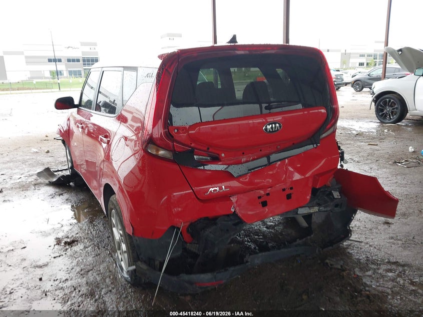 2021 Kia Soul VIN KNDJ23AU5M7775246 IAAI salvage auction — FRONT & REAR, Salvage (Texas), sold $2,200 on 2026-07-14 (photo 3)