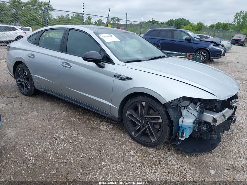 2025 Hyundai Sonata VIN KMHL54JC6SA458553 — IAAI salvage auction photo