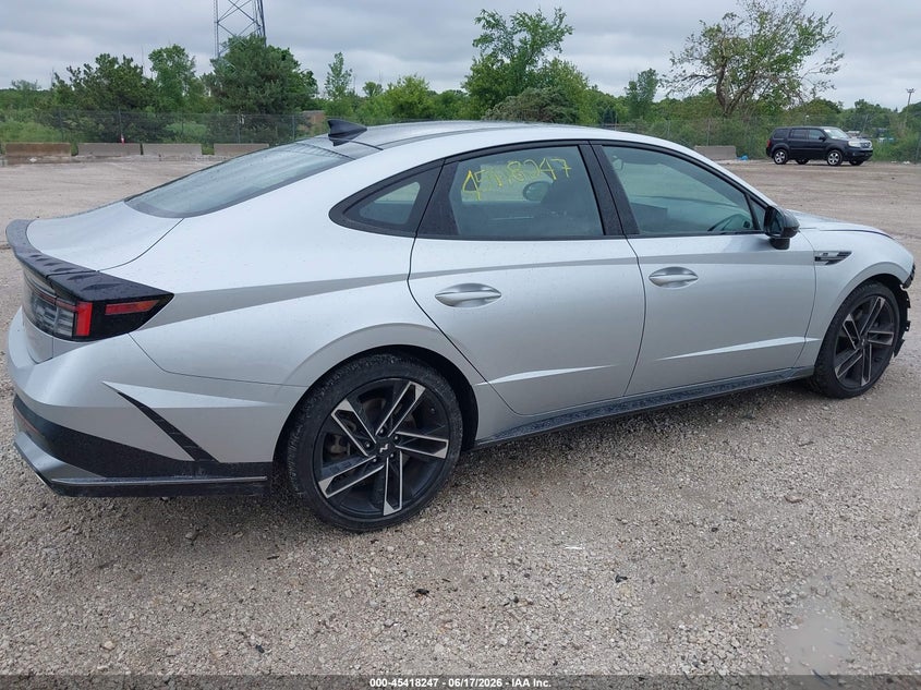 2025 Hyundai Sonata VIN KMHL54JC6SA458553 IAAI salvage auction — FRONT END, Junk Bill Of Sale Mv2459 (Wisconsin), sold $10,900 on 2026-07-31 (photo 4)