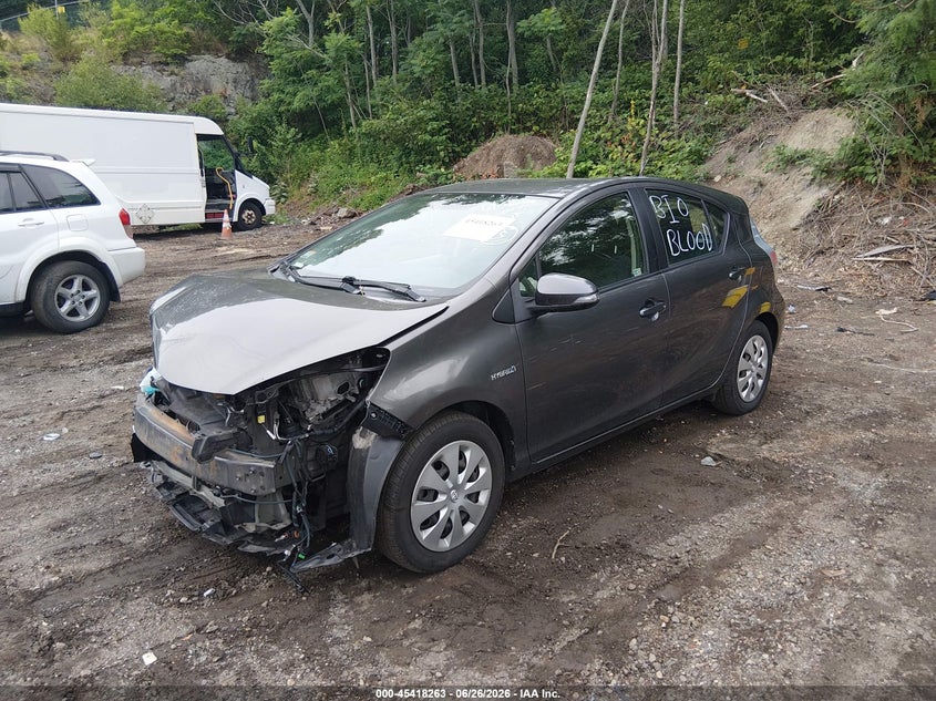 2014 Toyota Prius c VIN JTDKDTB36E1573296 IAAI salvage auction — FRONT END, Clear (Massachusetts), sold $225 on 2026-07-28 (photo 2)