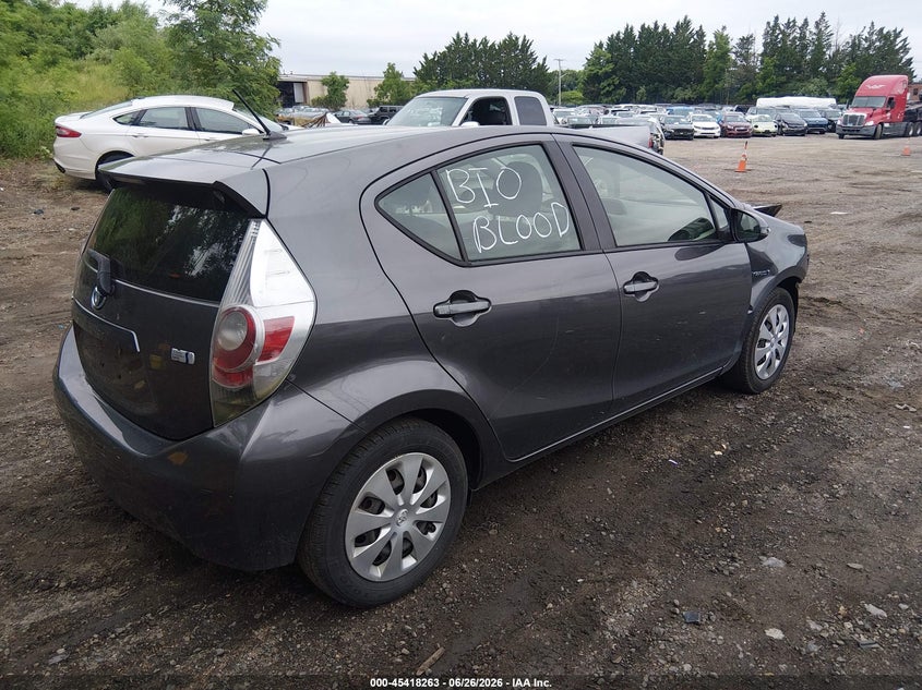 2014 Toyota Prius c VIN JTDKDTB36E1573296 IAAI salvage auction — FRONT END, Clear (Massachusetts), sold $225 on 2026-07-28 (photo 4)
