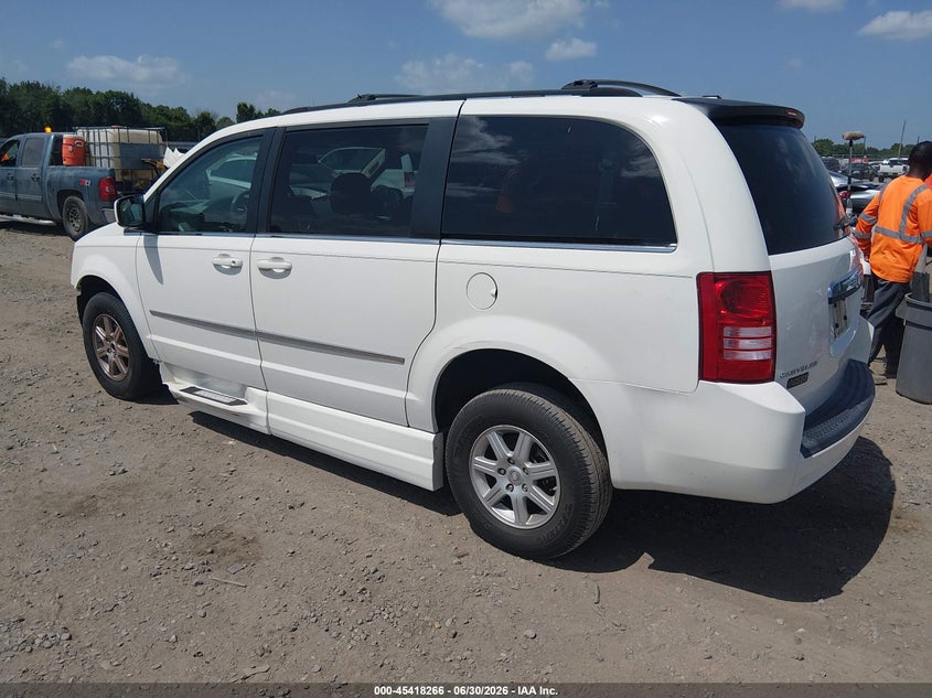 2010 Chrysler Town & country VIN 2A4RR5D17AR305560 IAAI salvage auction — FRONT END, Clear (Arkansas), sold $725 on 2026-07-26 (photo 3)