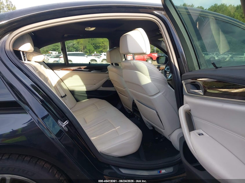 2018 BMW 5er VIN WBAJB9C56JG464040 IAAI salvage auction — LEFT FRONT, Salvage (Alabama), sold $6,950 on 2026-07-15 (photo 8)
