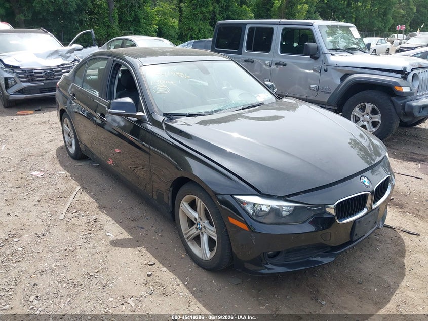 2014 BMW 3er VIN WBA3D5C57EKX97295 IAAI salvage auction — FRONT END, Mv-907A (New York), sold $1,100 on 2026-07-07 (photo 1)