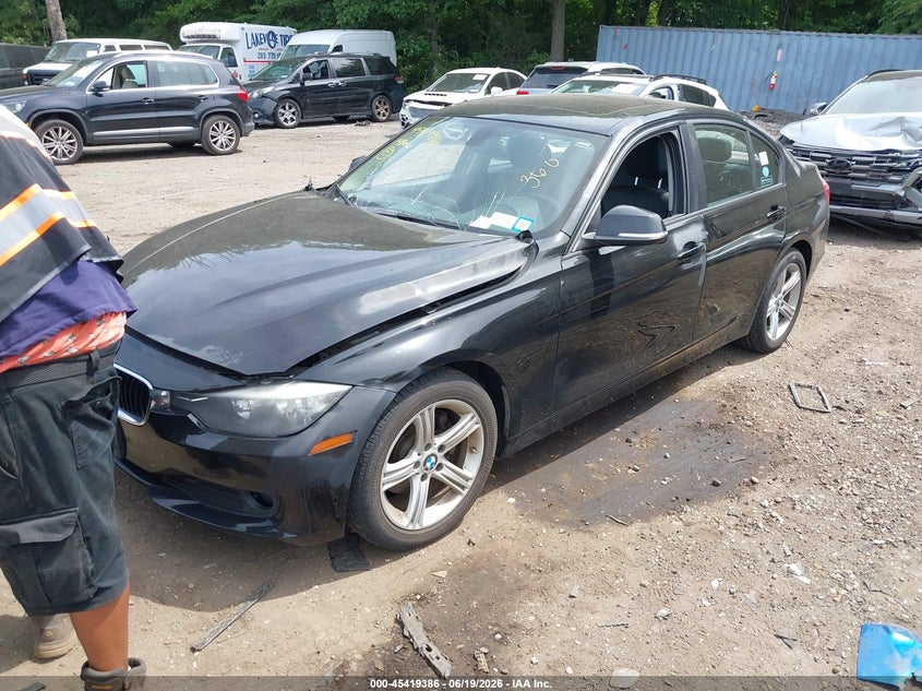 2014 BMW 3er VIN WBA3D5C57EKX97295 IAAI salvage auction — FRONT END, Mv-907A (New York), sold $1,100 on 2026-07-07 (photo 2)