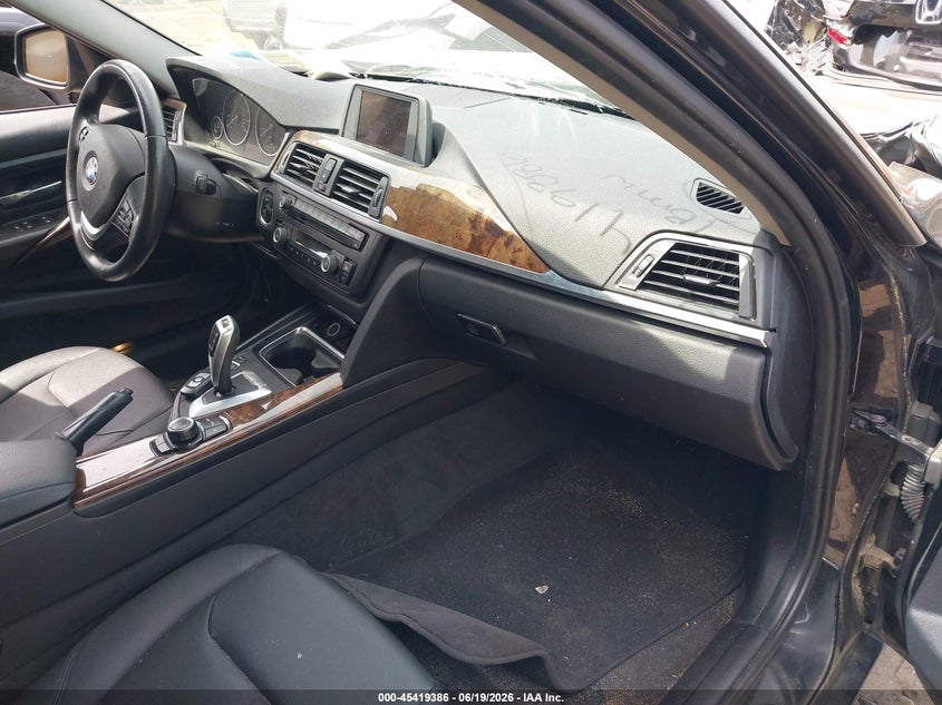 2014 BMW 3er VIN WBA3D5C57EKX97295 IAAI salvage auction — FRONT END, Mv-907A (New York), sold $1,100 on 2026-07-07 (photo 5)