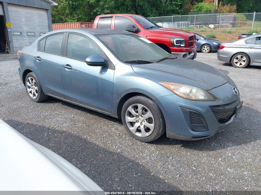 2010 Mazda 3 VIN JM1BL1SF2A1305759 IAAI salvage auction — NORMAL WEAR, Clear (Virginia), sold $300 on 2026-07-21 (photo 1)