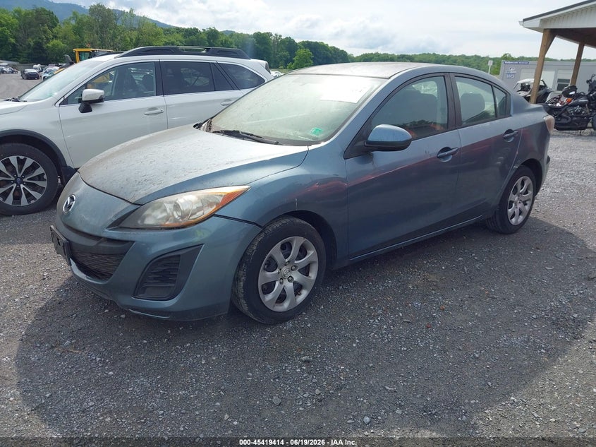 2010 Mazda 3 VIN JM1BL1SF2A1305759 IAAI salvage auction — NORMAL WEAR, Clear (Virginia), sold $300 on 2026-07-21 (photo 2)