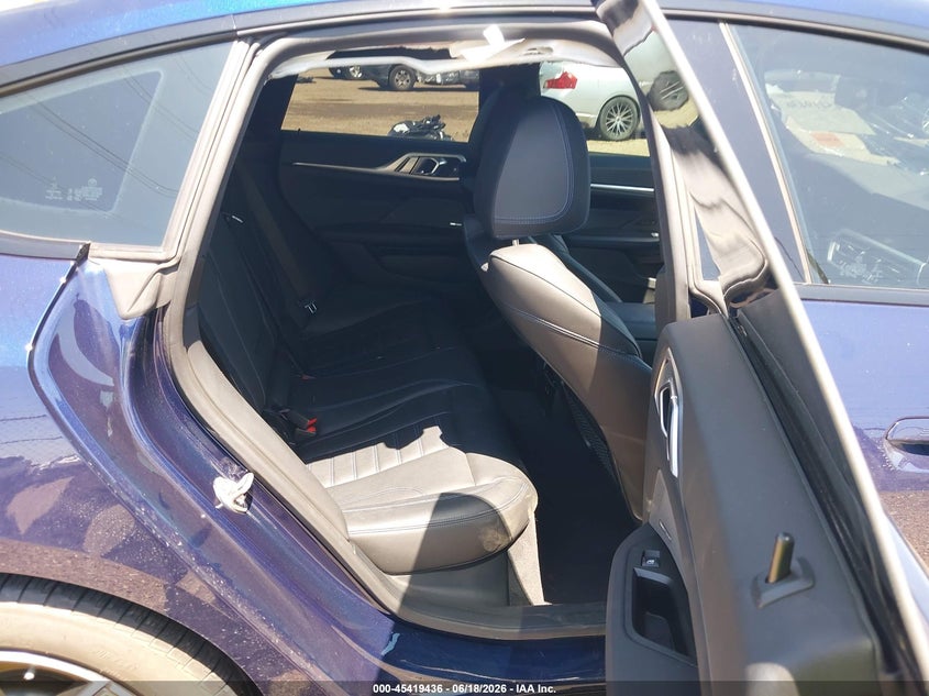2022 BMW 4er VIN WBA13AW00NFM55294 IAAI salvage auction — FRONT END, Salvage Title, sold $9,400 on 2026-08-16 (photo 8)