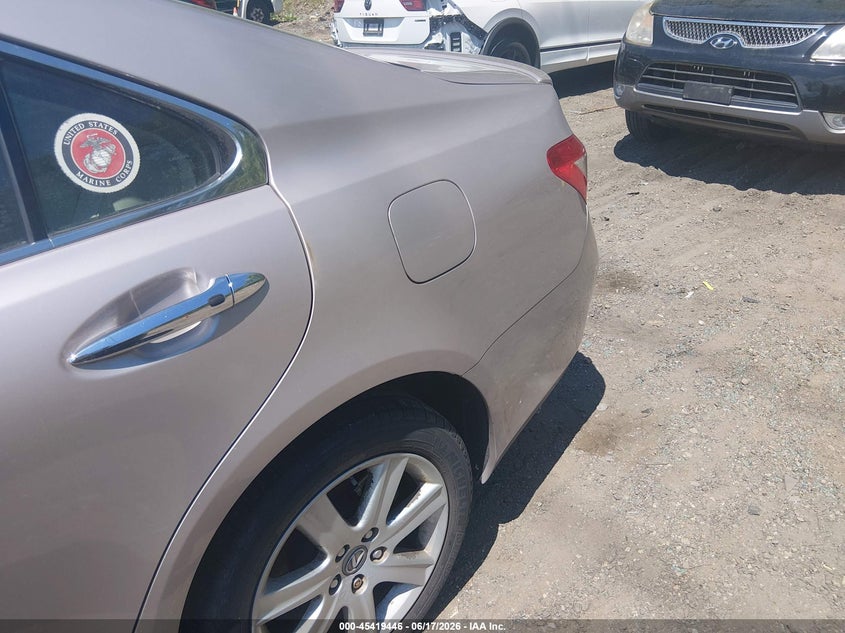 2008 Lexus ES VIN JTHBJ46G582220153 IAAI salvage auction — NORMAL WEAR, Clear (Rhode Island), sold $1,000 on 2026-07-14 (photo 6)