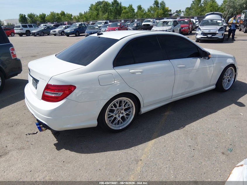 2012 Mercedes-benz C-klasse VIN WDDGF8BBXCR230189 IAAI salvage auction — FRONT END, Bill Of Sale (Colorado), sold $800 on 2026-07-28 (photo 4)