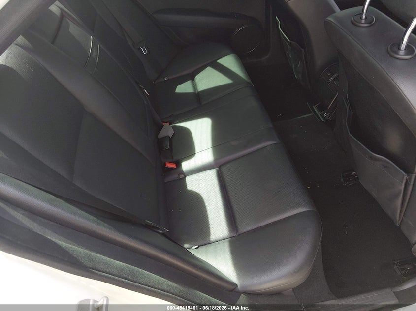 2012 Mercedes-benz C-klasse VIN WDDGF8BBXCR230189 IAAI salvage auction — FRONT END, Bill Of Sale (Colorado), sold $800 on 2026-07-28 (photo 8)