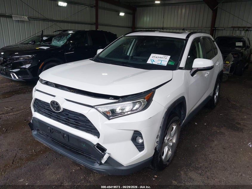 2019 Toyota Rav 4 VIN JTMW1RFV4KJ014379 IAAI salvage auction — FRONT END, Salvage (Virginia), sold $13,500 on 2026-07-09 (photo 2)