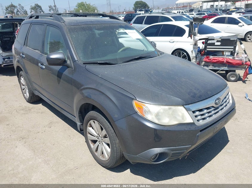 2013 Subaru Forester VIN JF2SHADC5DH405226 IAAI salvage auction — THEFT, Clear - Dealer Only (California), sold $275 on 2026-07-22 (photo 1)