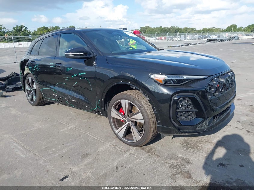 2026 Audi Sq5 VIN WA125AGU3T2013918 IAAI salvage auction — SIDE, Rebuildable (Florida), sold $34,250 on 2026-07-20 (photo 1)