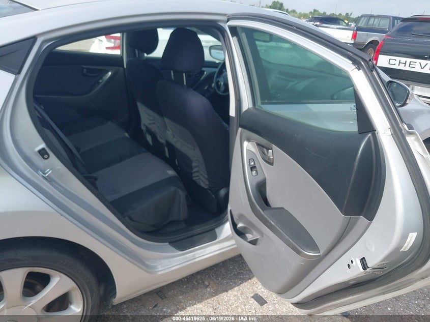 2013 Hyundai Elantra VIN KMHDH4AE2DU787393 IAAI salvage auction — NORMAL WEAR, Original (Texas), sold $1,450 on 2026-07-08 (photo 8)