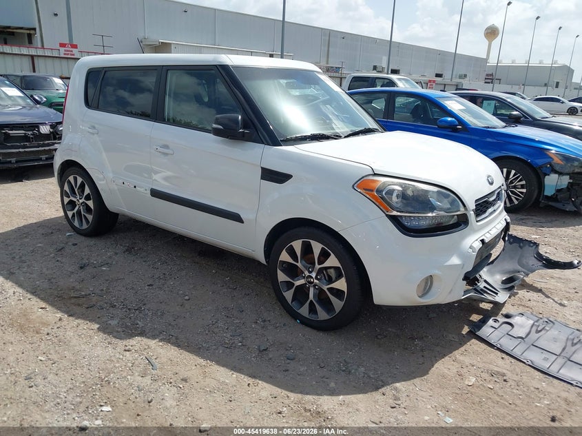 2013 Kia Soul VIN KNDJT2A62D7522829 IAAI salvage auction — FRONT END, Original (Texas), sold $775 on 2026-07-23 (photo 1)