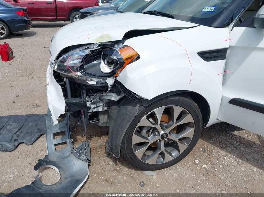 2013 Kia Soul VIN KNDJT2A62D7522829 IAAI salvage auction — FRONT END, Original (Texas), sold $775 on 2026-07-23 (photo 6)