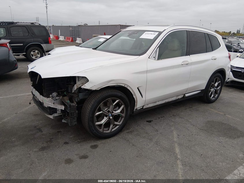 2021 BMW X3 VIN 5UXTY3C05M9D79213 IAAI salvage auction — LEFT FRONT, Salvage (California), sold $9,925 on 2026-07-27 (photo 2)