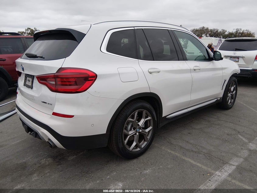 2021 BMW X3 VIN 5UXTY3C05M9D79213 IAAI salvage auction — LEFT FRONT, Salvage (California), sold $9,925 on 2026-07-27 (photo 4)