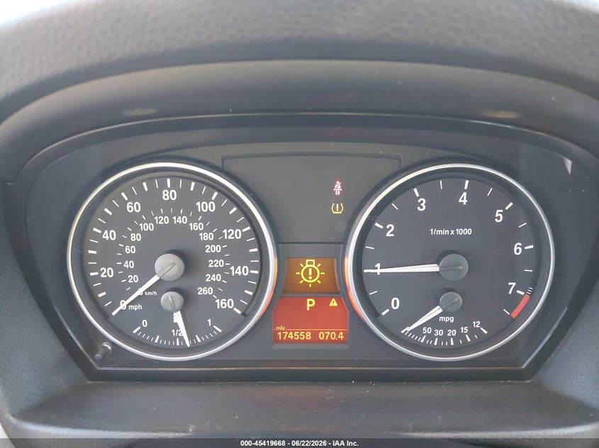 2007 BMW 3 series VIN WBAVA33507KX83747 IAAI salvage auction — SIDE, Salvage Certificate (California), sold $525 on 2026-07-10 (photo 7)