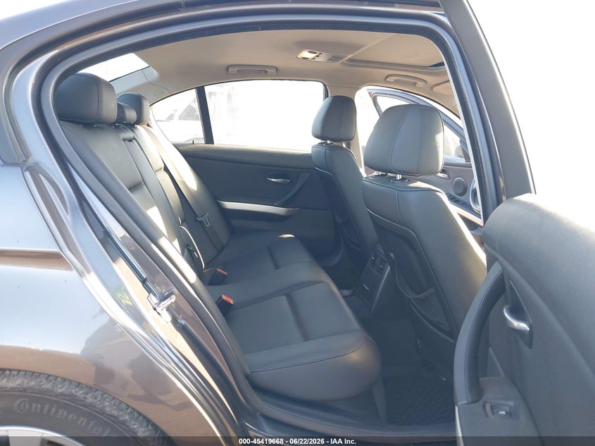 2007 BMW 3 series VIN WBAVA33507KX83747 IAAI salvage auction — SIDE, Salvage Certificate (California), sold $525 on 2026-07-10 (photo 8)