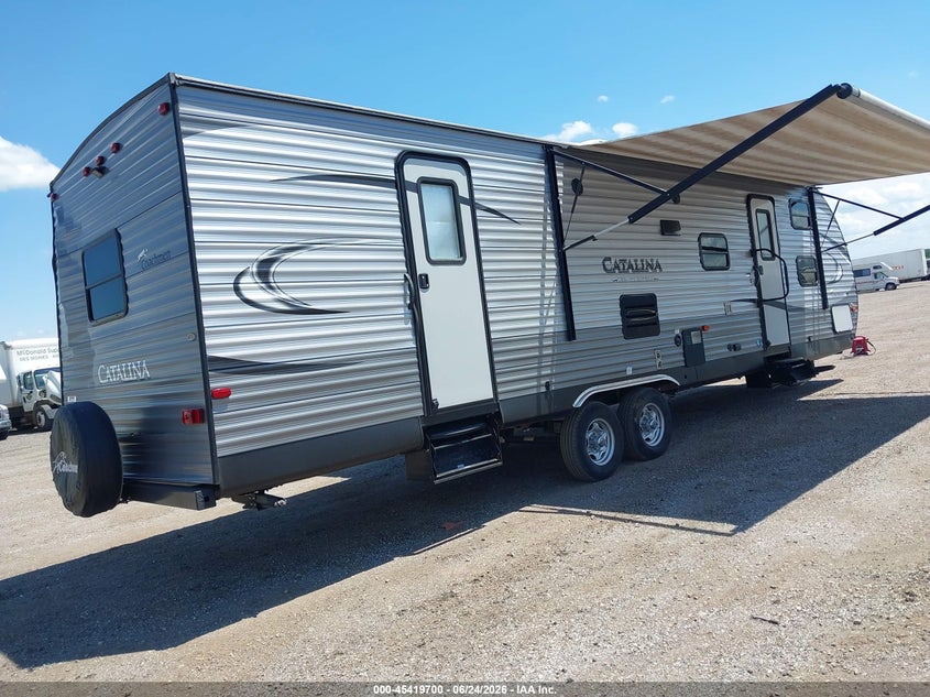 2018 Coachmen Catalina VIN 5ZT2CAZB0JT011086 IAAI salvage auction — STORM DAMAGE, Wait Title, sold $1,150 on 2026-09-16 (photo 4)