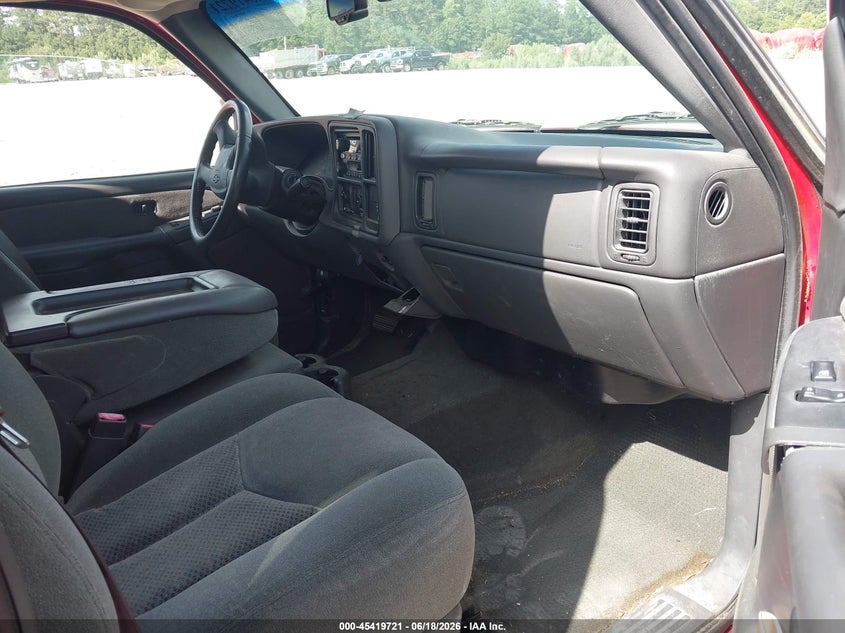 2003 Chevrolet Silverado 1500 VIN 1GCEC19T13Z294220 IAAI salvage auction — SIDE, Salvage (North Carolina), sold $675 on 2026-07-09 (photo 5)