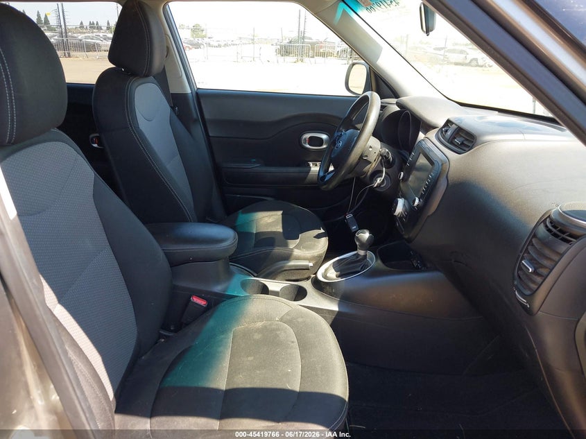 2018 Kia Soul VIN KNDJP3A5XJ7530478 IAAI salvage auction — NORMAL WEAR, Salvage Title - Dealer (California), sold $1,575 on 2026-07-22 (photo 5)