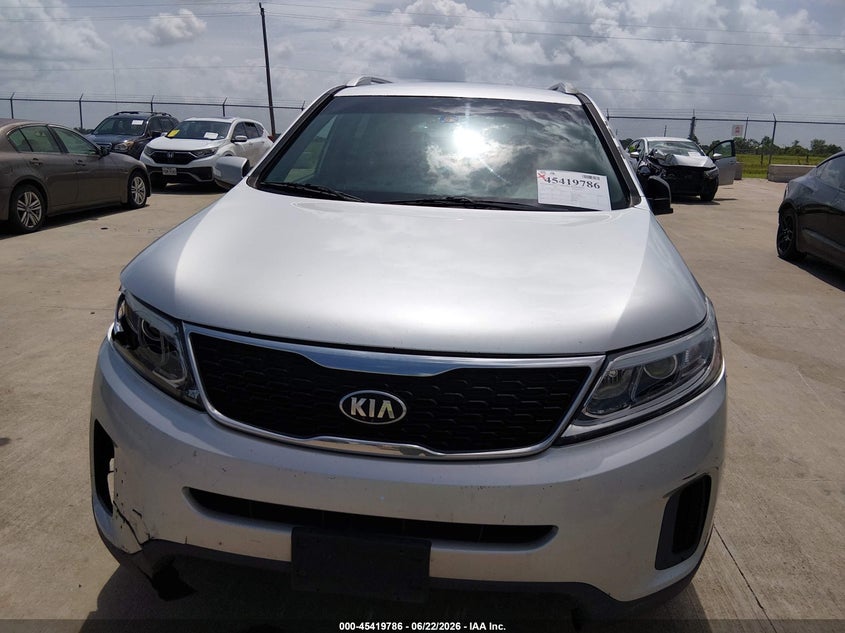2014 Kia Sorento VIN 5XYKT3A69EG523300 IAAI salvage auction — RIGHT SIDE, Original (Texas), sold $975 on 2026-07-31 (photo 6)