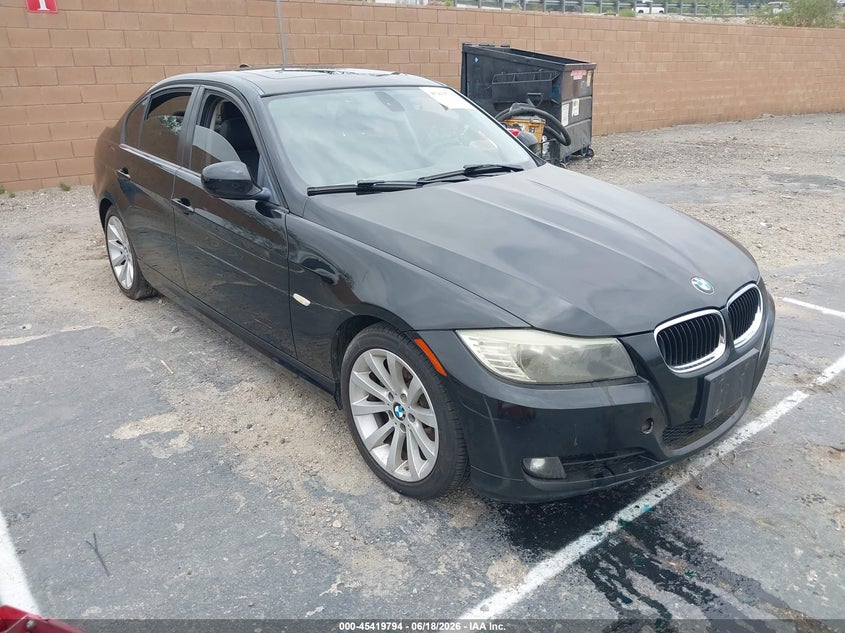 2011 BMW 3 series VIN WBAPH7C52BA801921 IAAI salvage auction — NORMAL WEAR, Clear (California), sold $425 on 2026-07-22 (photo 1)