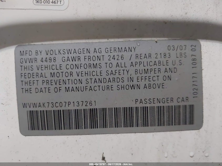 2007 Volkswagen Passat VIN WVWAK73C07P137261 IAAI salvage auction — LEFT FRONT, Clear (Michigan), sold $525 on 2026-07-20 (photo 9)