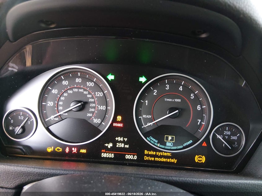 2018 BMW 3er VIN WBA8E1C59JA762785 IAAI salvage auction — RIGHT FRONT, Salvage (Arizona), sold $3,250 on 2026-07-21 (photo 7)