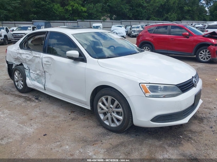 2012 Volkswagen Jetta VIN 3VWDX7AJ7CM386766 IAAI salvage auction — SIDE, Wait Title, sold $925 on 2026-08-27 (photo 1)
