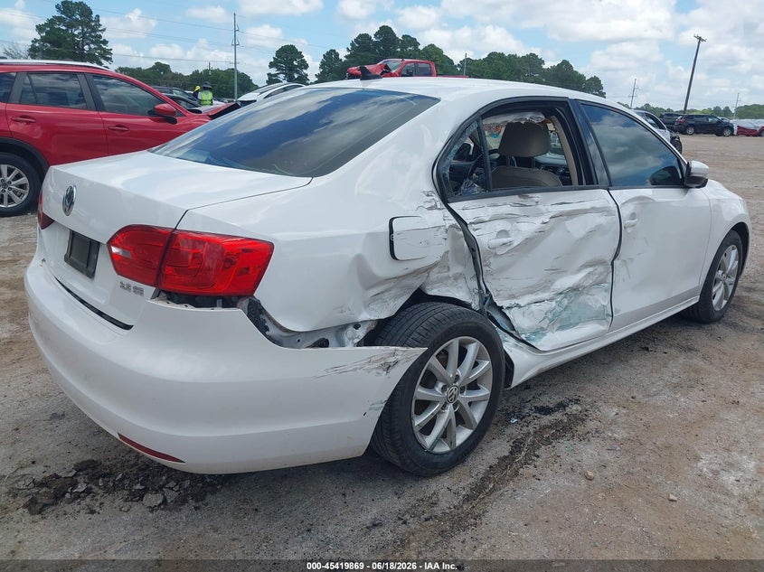 2012 Volkswagen Jetta VIN 3VWDX7AJ7CM386766 IAAI salvage auction — SIDE, Wait Title, sold $925 on 2026-08-27 (photo 4)