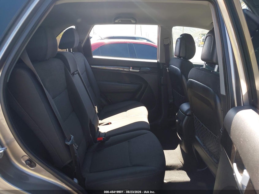2015 Kia Sorento VIN 5XYKT3A6XFG592188 IAAI salvage auction — THEFT, Salvage (California), sold $675 on 2026-07-09 (photo 8)