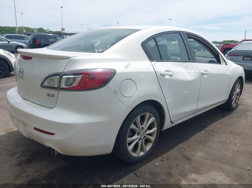 2011 Mazda 3 VIN JM1BL1W64B1401789 IAAI salvage auction — RIGHT SIDE, Salvage (New Jersey), sold $175 on 2026-07-27 (photo 4)