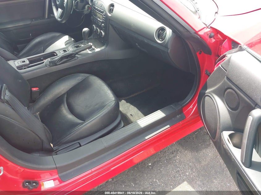 2011 Mazda Mx-5 miata VIN JM1NC2PF5B0216402 IAAI salvage auction — LEFT FRONT, Rebuildable (Florida), sold $2,700 on 2026-07-14 (photo 5)