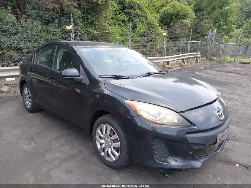 2013 Mazda 3 VIN JM1BL1TF4D1703557 IAAI salvage auction — FRONT END, Salvage (North Carolina), sold $675 on 2026-07-09 (photo 1)