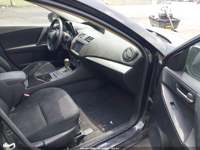 2013 Mazda 3 VIN JM1BL1TF4D1703557 IAAI salvage auction — FRONT END, Salvage (North Carolina), sold $675 on 2026-07-09 (photo 5)
