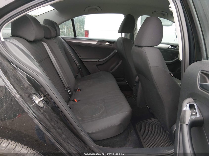 2015 Volkswagen Jetta VIN 3VWLA7AJ0FM328323 IAAI salvage auction — NORMAL WEAR, Clear (Kansas), sold $1,050 on 2026-07-10 (photo 8)
