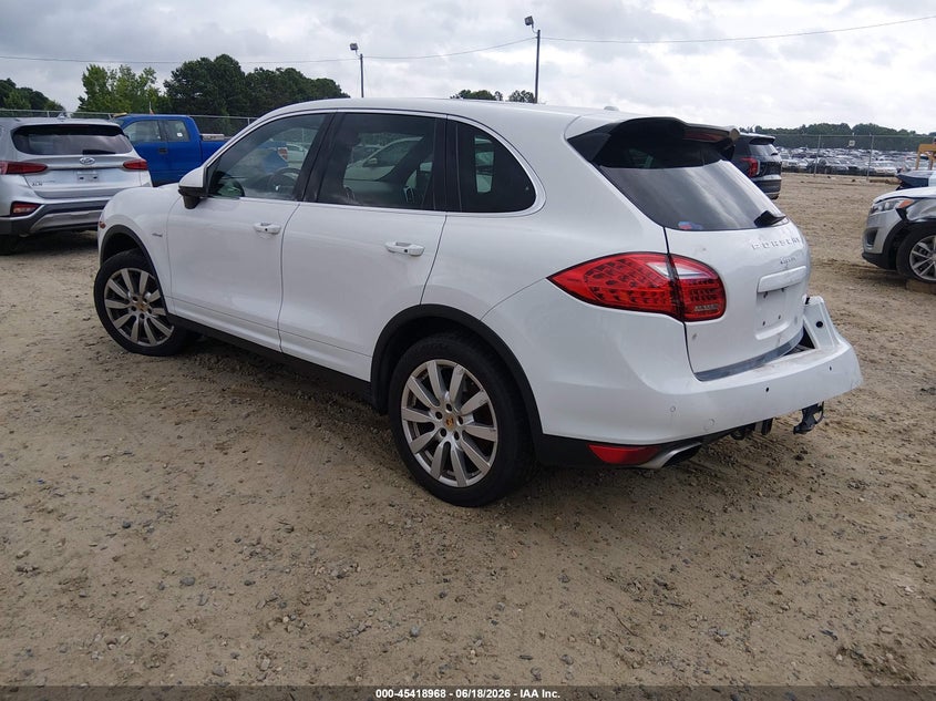 2014 Porsche Cayenne VIN WP1AF2A20ELA82153 IAAI salvage auction — REAR END, Salvage (Georgia), sold $5,100 on 2026-07-11 (photo 3)