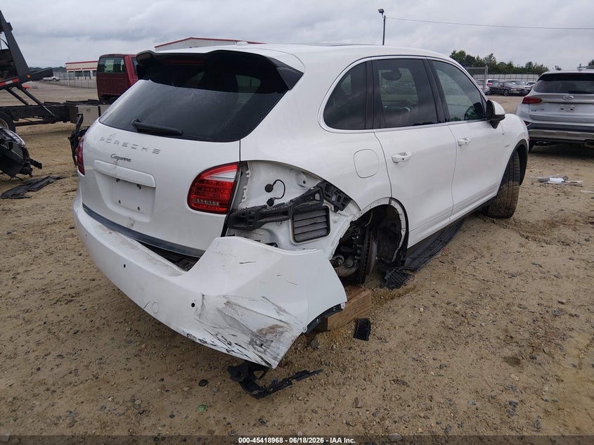 2014 Porsche Cayenne VIN WP1AF2A20ELA82153 IAAI salvage auction — REAR END, Salvage (Georgia), sold $5,100 on 2026-07-11 (photo 6)