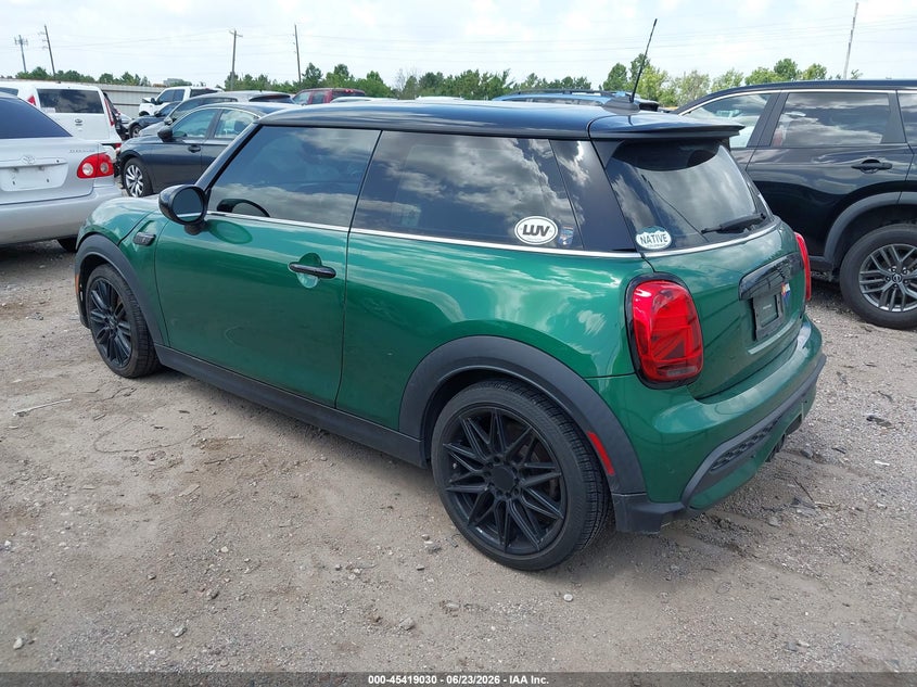 2024 Mini Hard top VIN WMW53DH04R2U67431 IAAI salvage auction — WATER/FLOOD, Salvage Title, sold $9,300 on 2026-08-13 (photo 3)