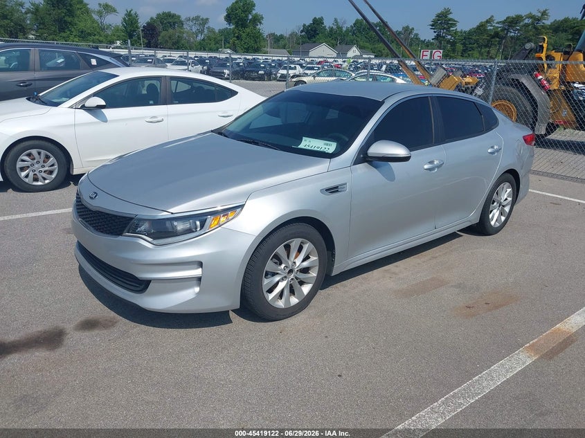 2016 Kia Optima VIN 5XXGT4L34GG072010 IAAI salvage auction — NORMAL WEAR, Sf97 (Washington), sold $7,800 on 2026-08-12 (photo 2)