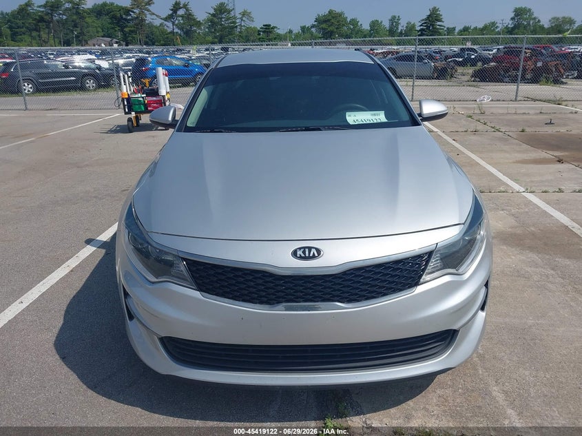 2016 Kia Optima VIN 5XXGT4L34GG072010 IAAI salvage auction — NORMAL WEAR, Sf97 (Washington), sold $7,800 on 2026-08-12 (photo 6)