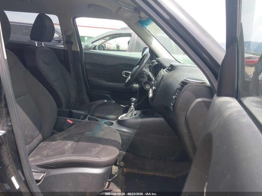2016 Kia Soul VIN KNDJN2A2XG7252521 IAAI salvage auction — NORMAL WEAR, Clear (Washington), sold $475 on 2026-07-21 (photo 5)